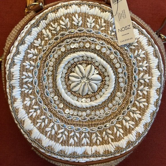 Chico’s Faux Shell Crossbody Circle Bag - Brand New with Tags NWT 10x10x3 - Picture 3 of 11